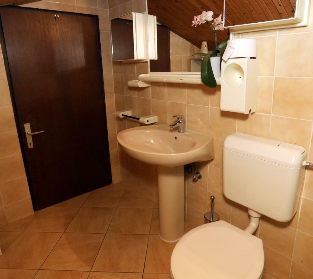 Apartment Leona プーラ エクステリア 写真